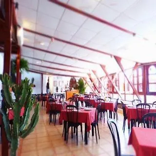 ** מלון קלטה דה פוסטה Apartamentos Castillo Beach ספרד